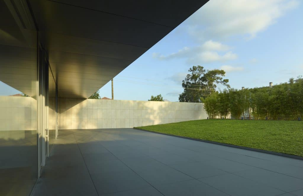 AH-HOU-Hursley-09-Back-LRG AH HOU Hursley 09 Back LRG