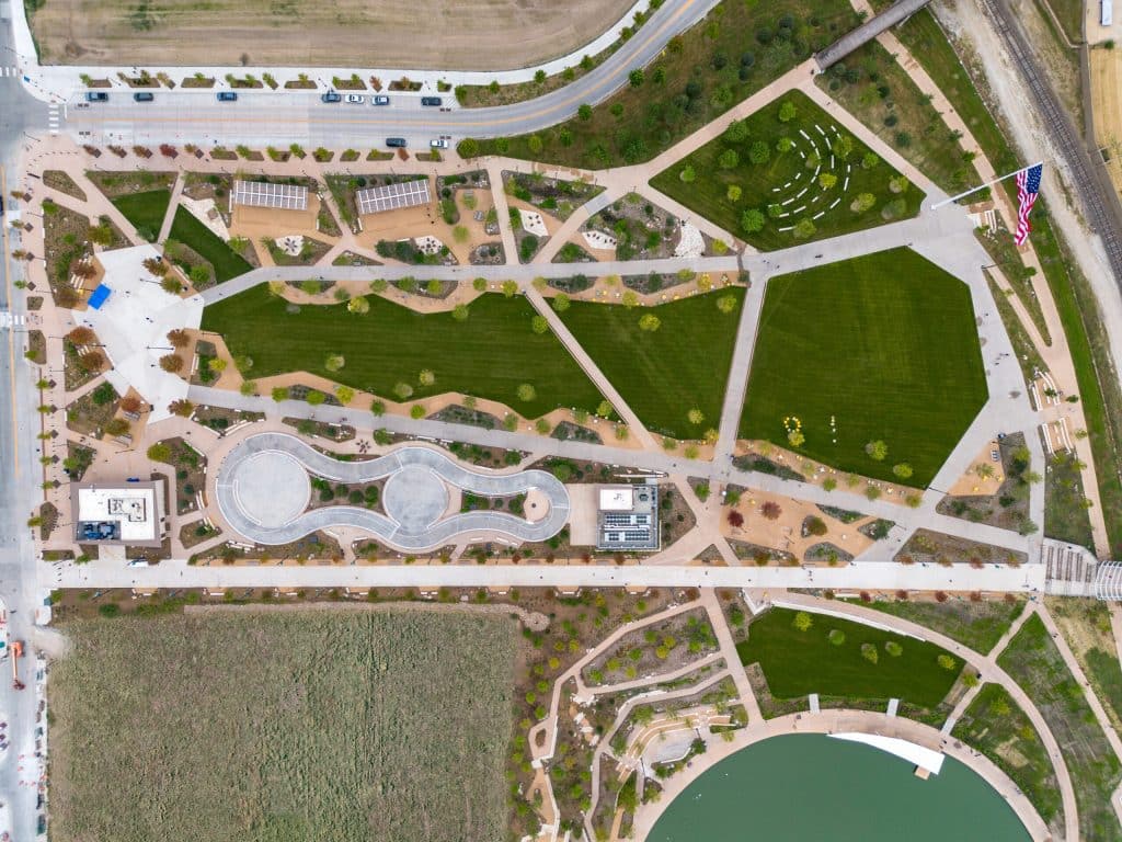 OM-HOA - HeartlandofAmerica - TheRiverFront - DH - 01 PS 2 OM HOA HeartlandofAmerica TheRiverFront DH 01 PS 2