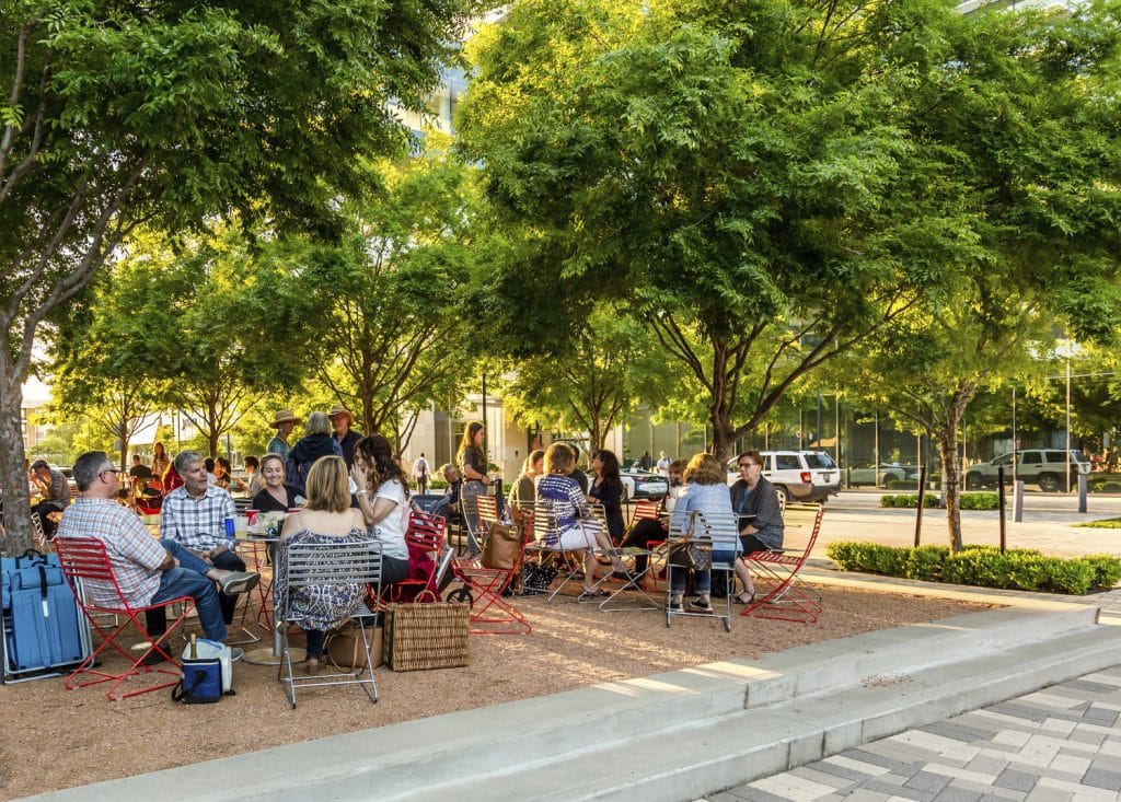 ST-FRM-36-CityLineDFW-2019-LRG ST FRM 36 CityLineDFW 2019 LRG