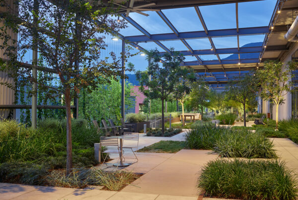 Burbank_Studio_Fairway_Building_header