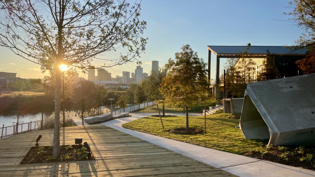 EA_STR_EA_COM_EA_RVR_EA_MUL_N11_medium EA_STR_EA_COM_EA_RVR_EA_MUL_N11_medium