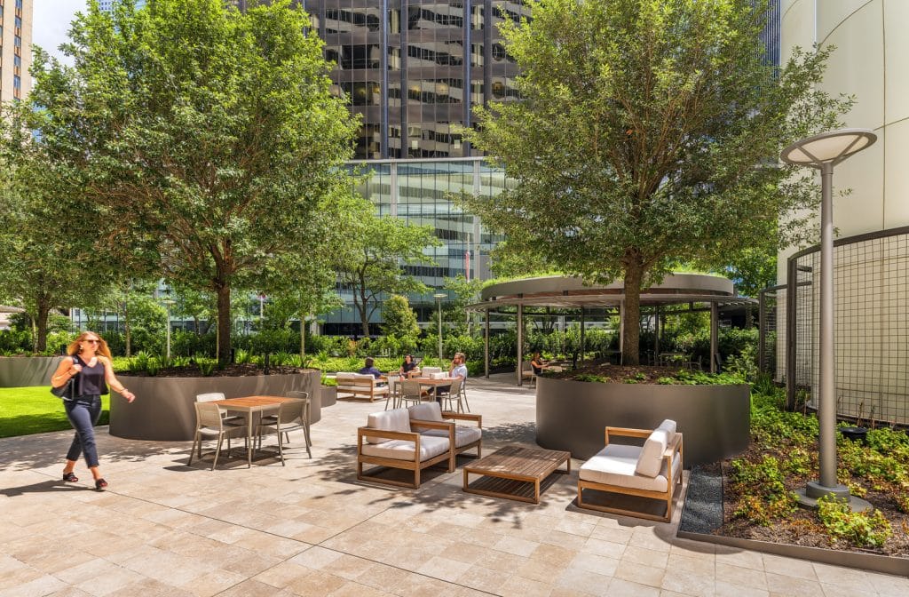 1001 Fannin - Houston, TX 060921 1001 Fannin Houston, TX 060921