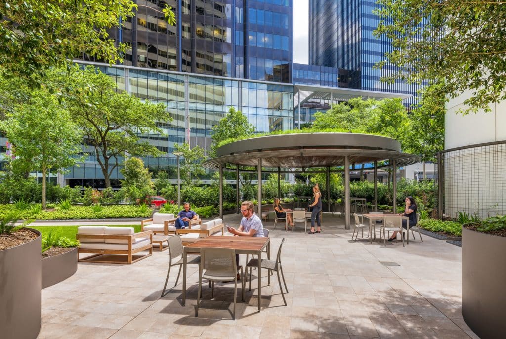 1001 Fannin - Houston, TX 060921 1001 Fannin Houston, TX 060921