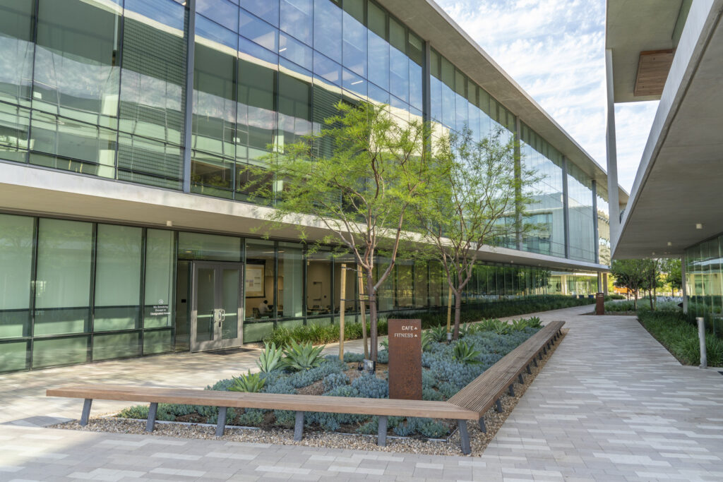 LJ_BIC_N28_medium LJ_BIC_N28_medium