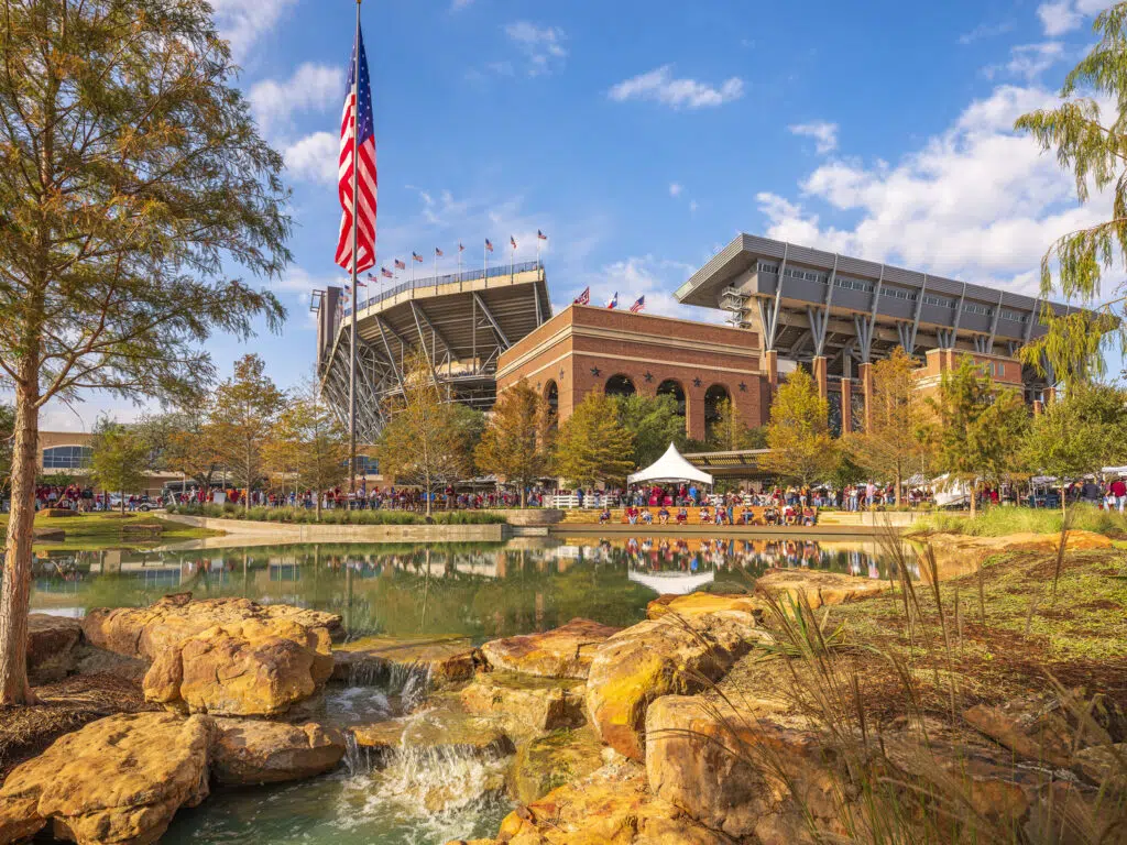 Texas A& M - Aggie Park - College Station, TX 110522 Texas A& M Aggie Park College Station, TX 110522