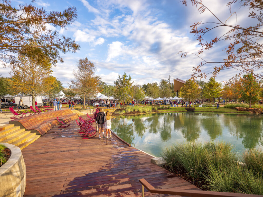 Texas A& M - Aggie Park - College Station, TX 110522 Texas A& M Aggie Park College Station, TX 110522