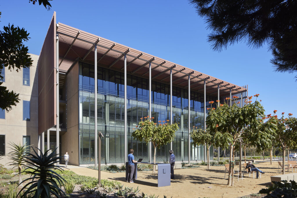 UC_IEE_N5_medium UC_IEE_N5_medium