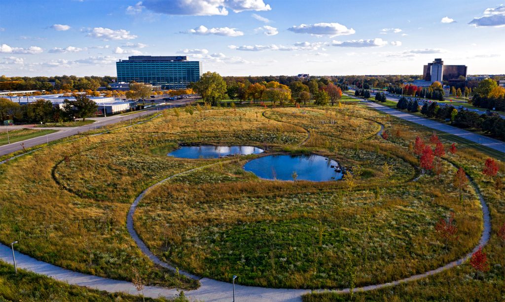 Arjay_Miller_Arboretum_at_Ford_World_Headquarters
