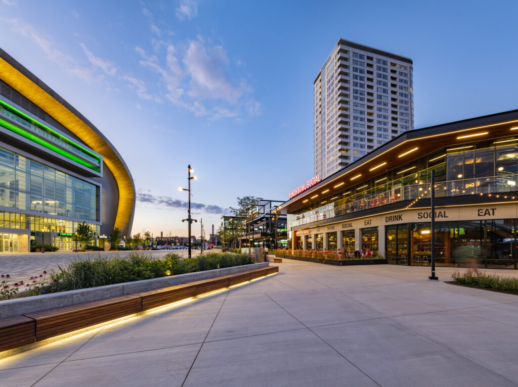 Milwaukee_Entertainment_Block_Milwaukee_Entertainment_Block_N2_medium